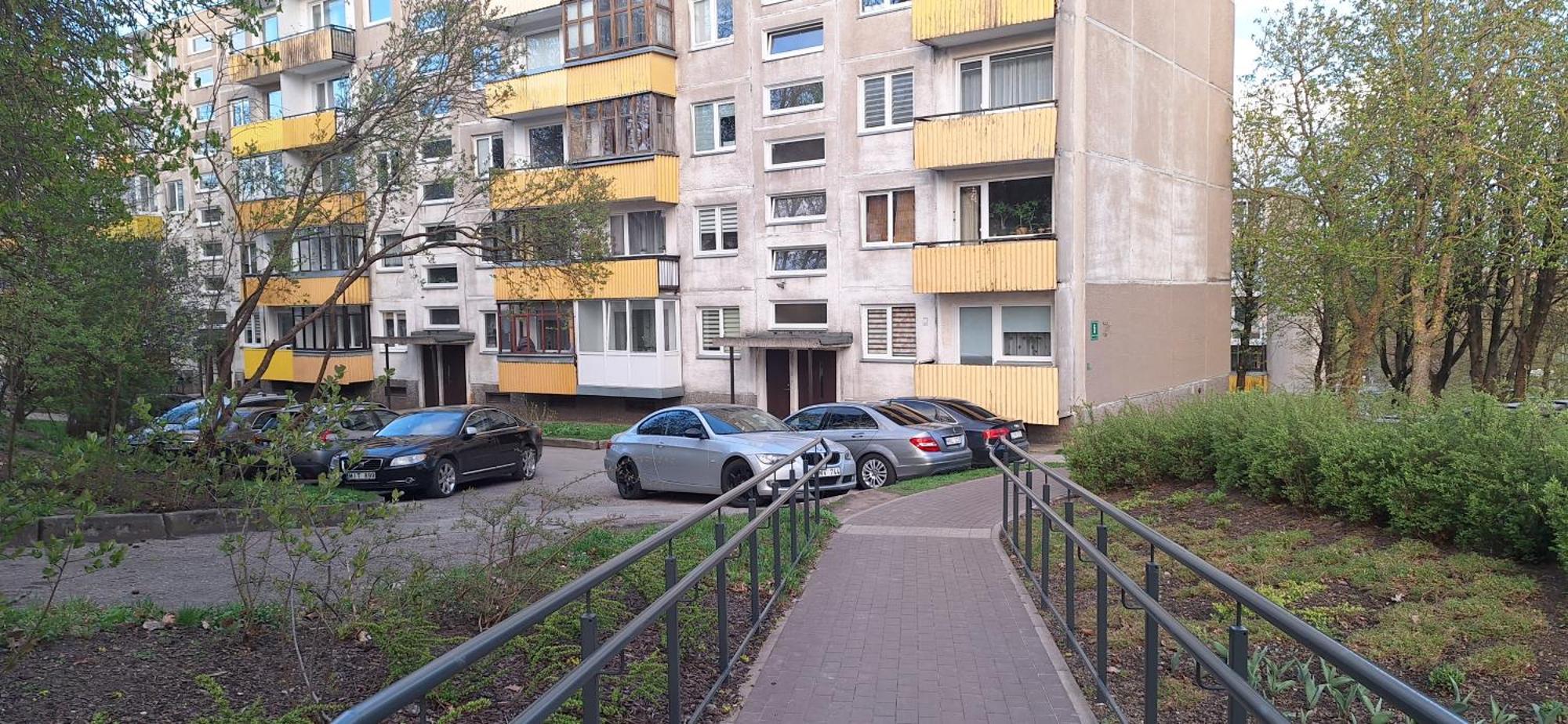 Apartment Next To Cathedral Of Saints Peter & Paul Шяуляй Екстер'єр фото